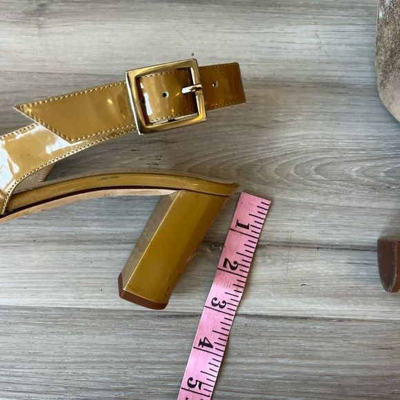 Kate Spade Tan Patent Leather Heels - Picture 10 of 11